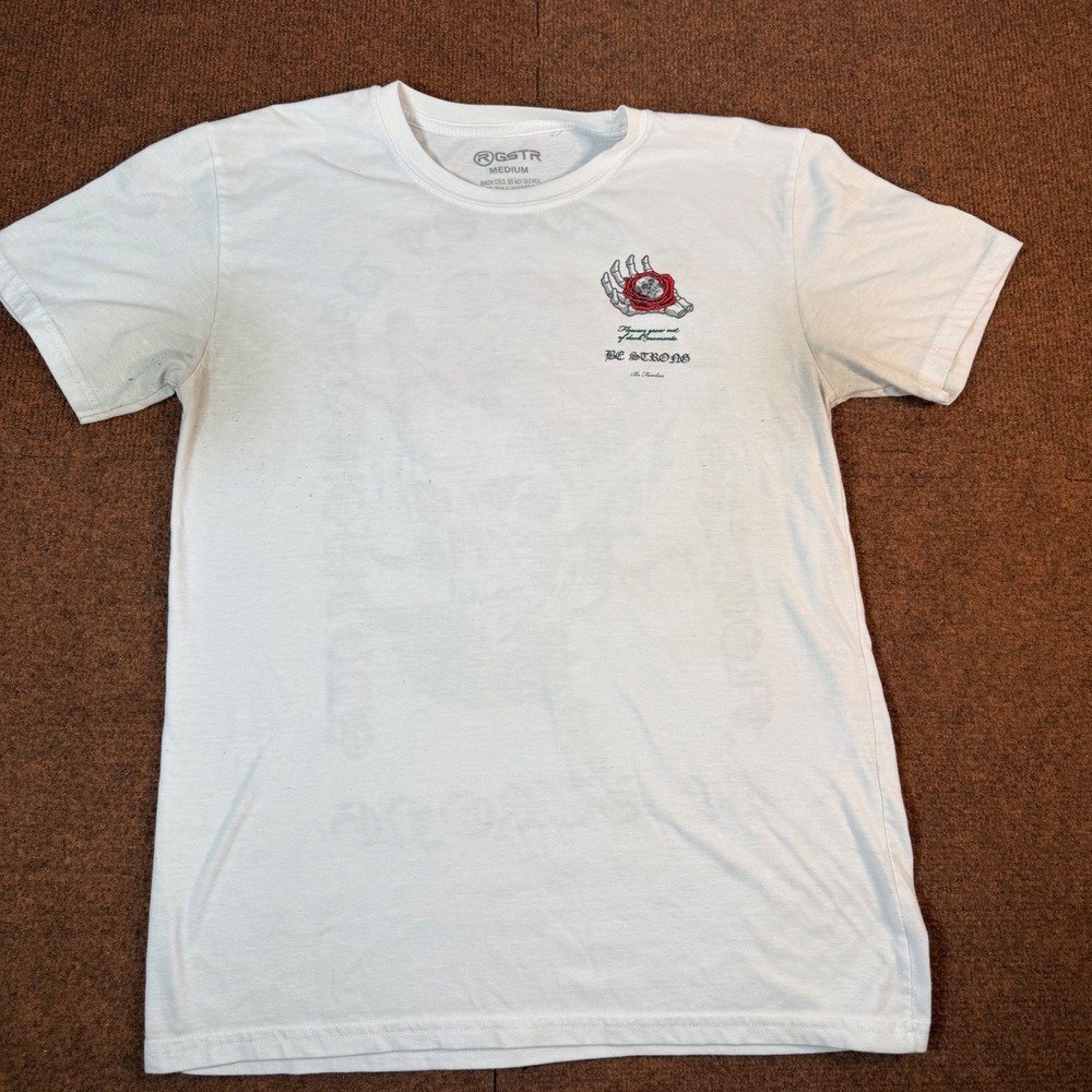GSTR Be Strong Skull Rose Graphic T-Shirt Mens Medium White Flowers Grow Out B-